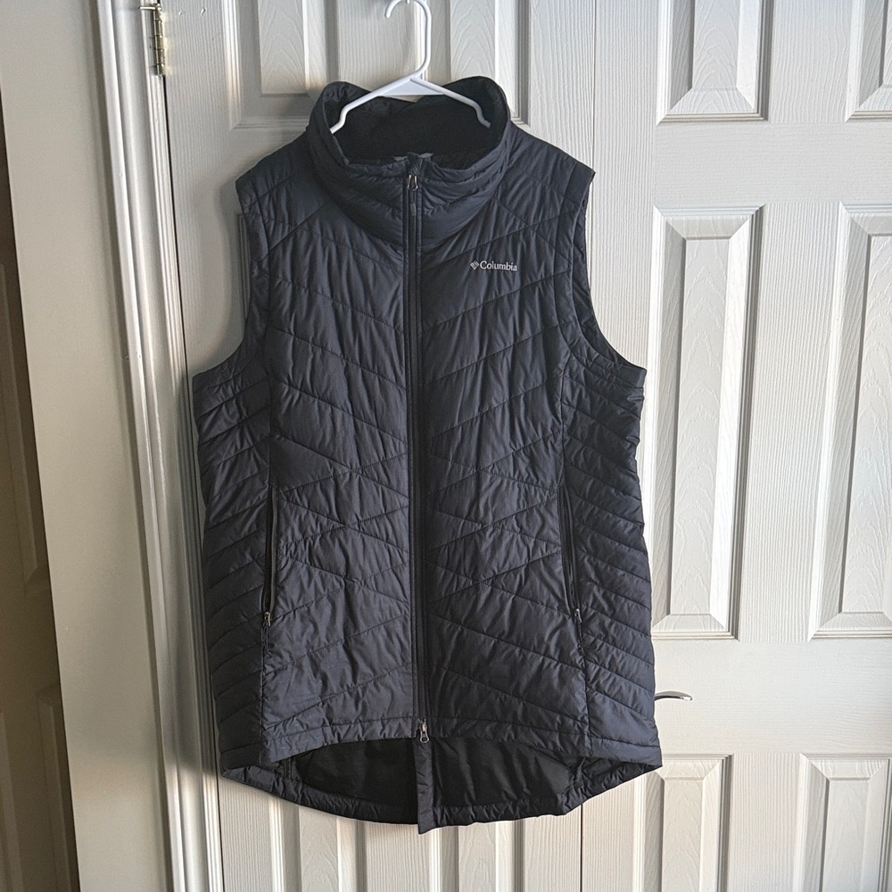 Columbia Black Heavenly Long Vest